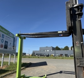 rallonges-de-fourches-ouvertes-et-station-stockage